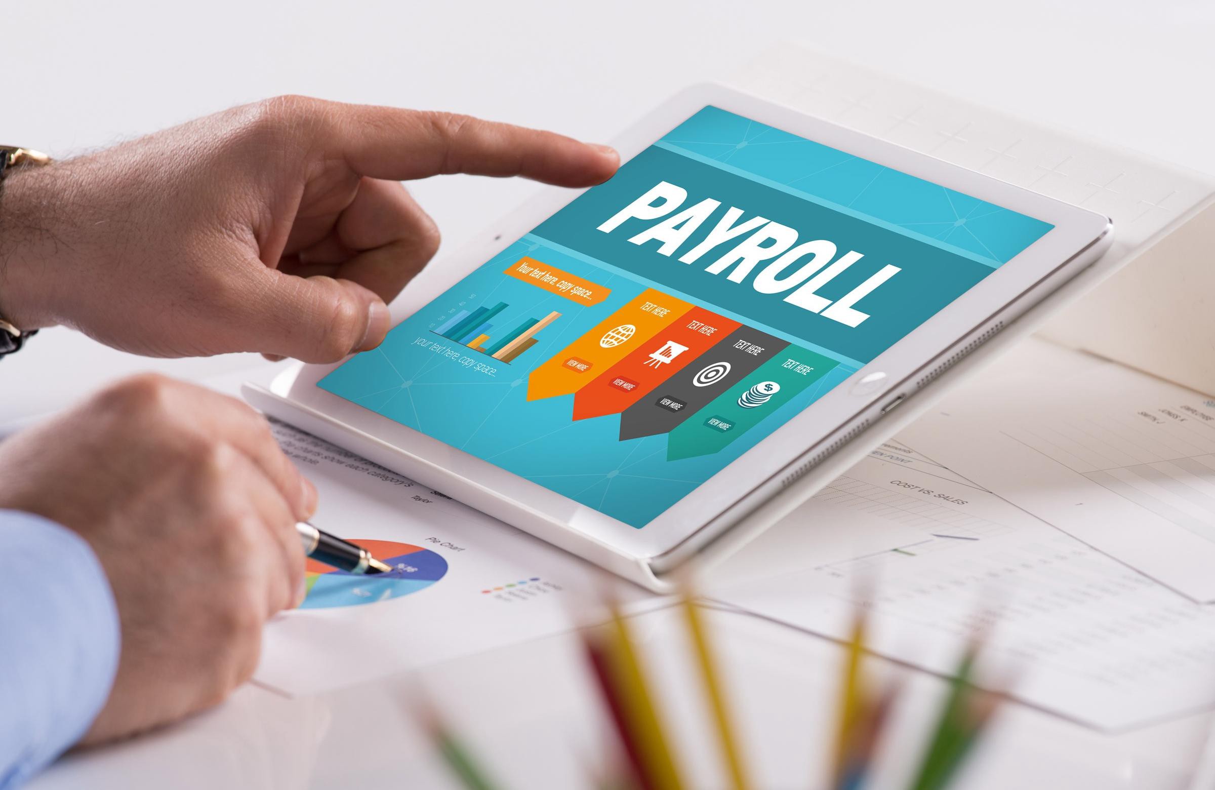 Reaping the Benefits of Online Payroll Processing